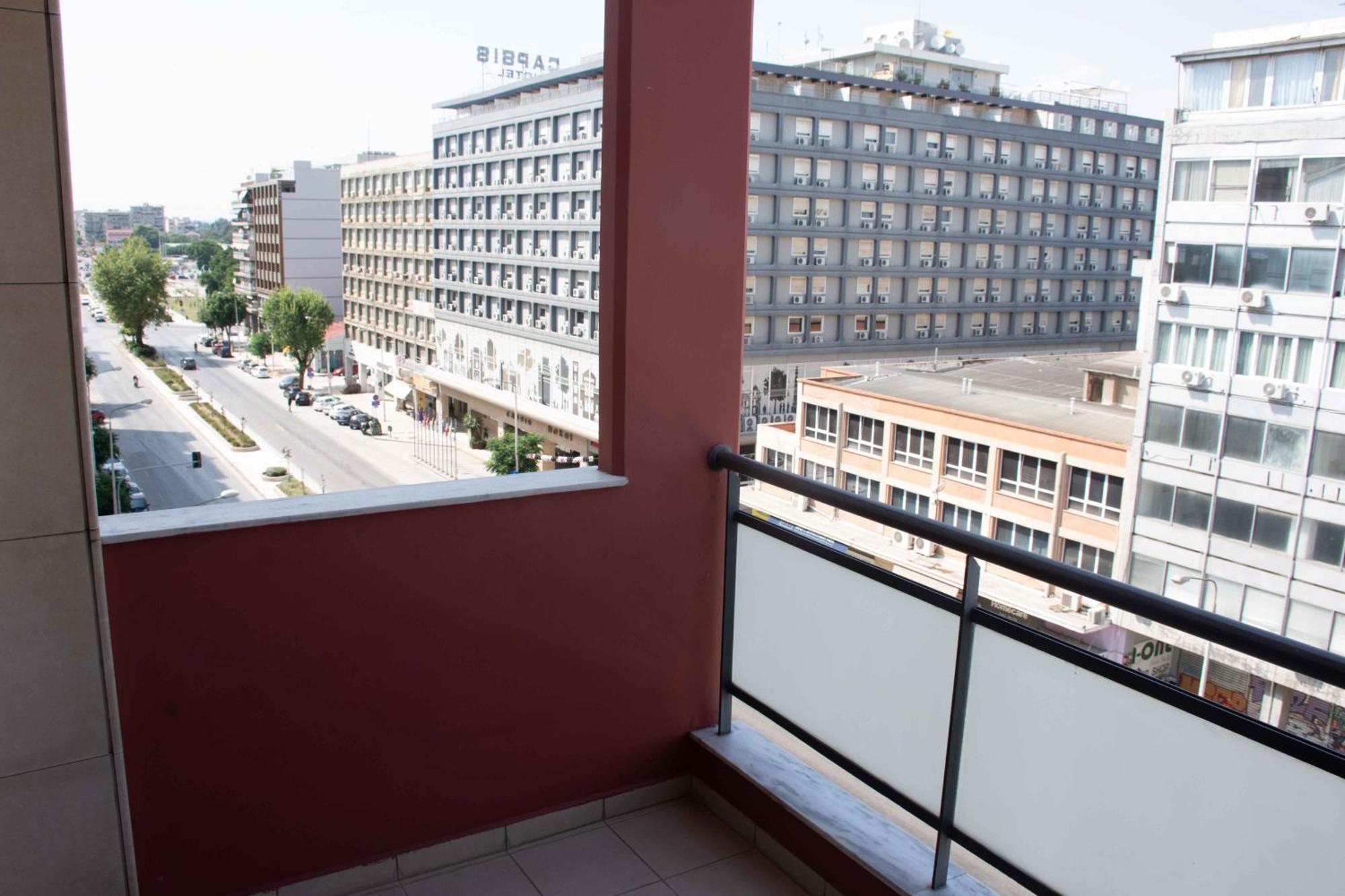 Skg Serenity Suite Солун Екстериор снимка